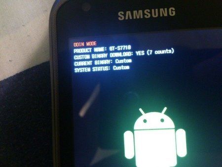 root_s7710_02.jpg
