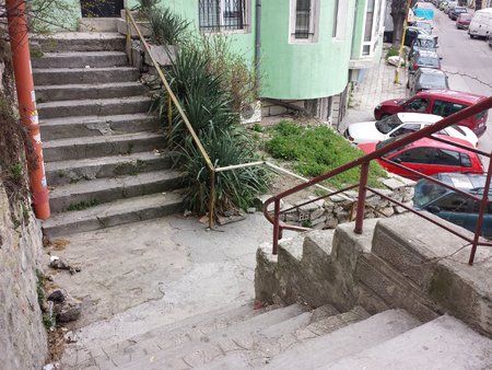 Samsung-Galaxy-S4-vs-HTC-One-14-S4-samples.jpg