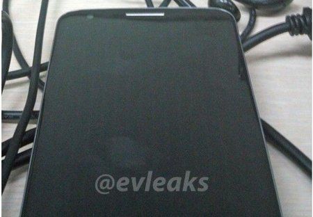 LG-Optimus-G2-leaked-photo.jpg