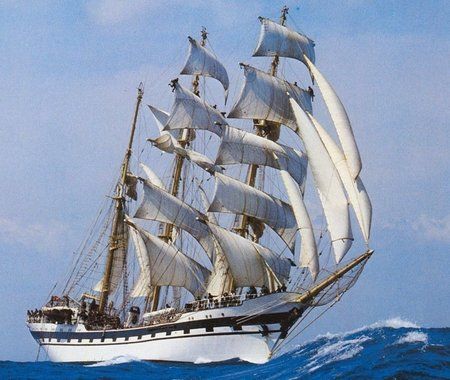 Simon_Bolivar_unter_Segeln.jpg