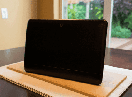 20130612100353-Tablet_Back.png