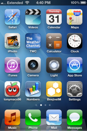 iphonehomescreen.png