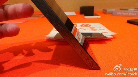 Ubuntu-Edge-02.jpg