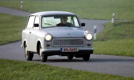 2007-11-04-xxl--20071104100504_DEU_TRABANT_JUBILAEUM_DRE501.jpg