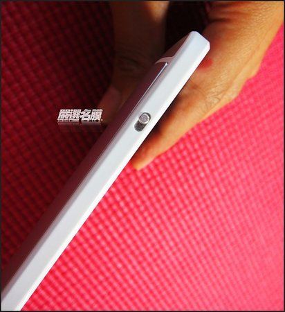 HTC-One-Max-Screen-Protector-Image-7.jpg
