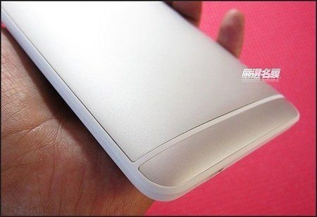 HTC-One-Max-Screen-Protector-Image-8.jpg