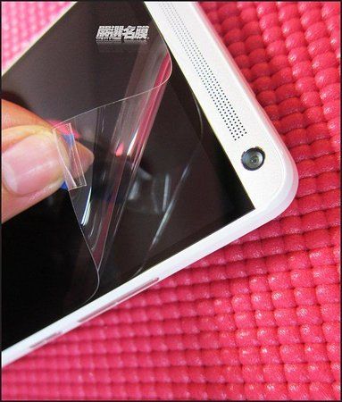HTC-One-Max-Screen-Protector-Image-13.jpg