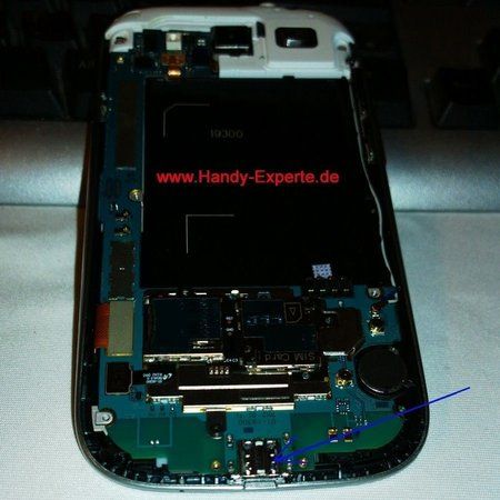 Rep_Sams_GT-I9300_20131017_handy-experte.de_02b.jpg
