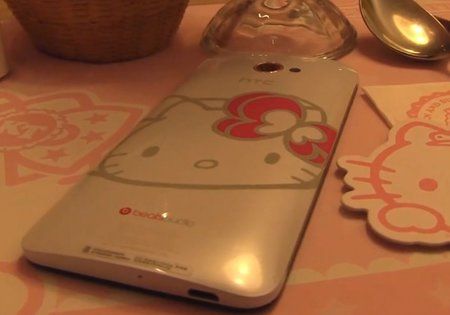 HTC-Sensation-S-Hello-Kitty.jpg.pagespeed.ce.BOjMp1nCxY.jpg