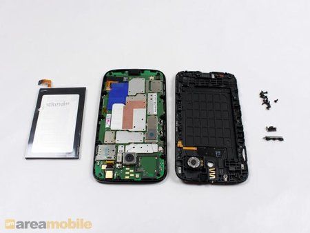 14-motorola-moto-g-teardown-16.jpg