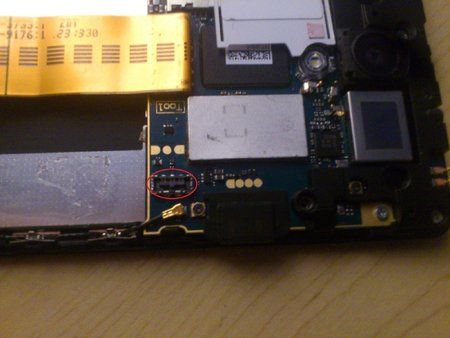 Mainboard Detail Stecker Akku.jpg