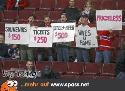 Auf-der-Tribuene-400x252.jpg