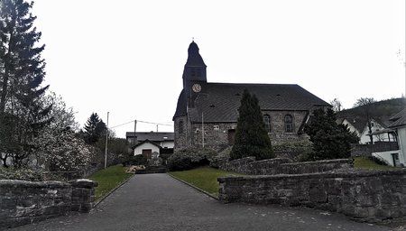 Kirche_Oberelspe_04.04.2014.jpg