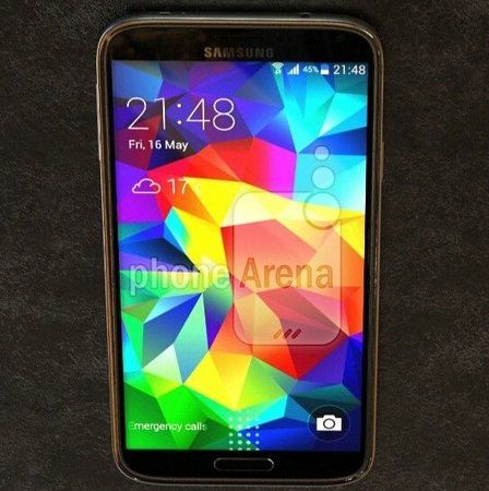 Leaked-pictures-of-the-Samsung-Galaxy-S5-Prime(1).jpg
