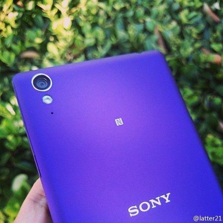 Purple-Xperia-T3_6-640x640.jpg