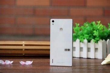 csm_Huawei_Ascend_P7_saphire_glass_2_0a1372ca15.jpg