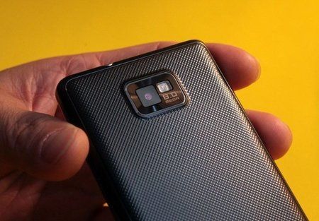 samsung-galaxy-s-ii-hands-on5_back.jpg