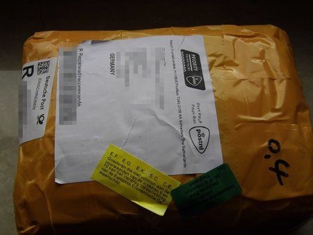 Unboxing3_verpixelt.jpg