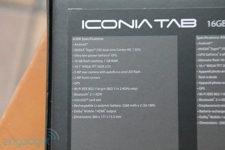 20110423-18533709-iconia-tab-800-img6322.jpg