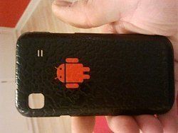 Samsung Galaxy S i9000 Schwarz Leder Optik mit Android Logo.jpg