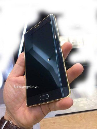 note-edge-gold-1.jpg