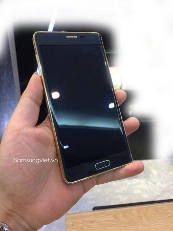 note-edge-gold-2.jpg