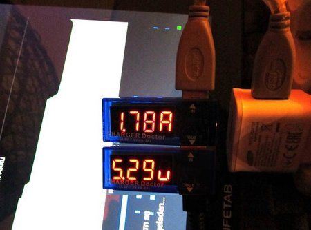 05-LT_SAM-U90EW_u_LT-Org-USB-kl.jpg