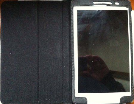 Geöffnet Tablet eingelegt.jpg