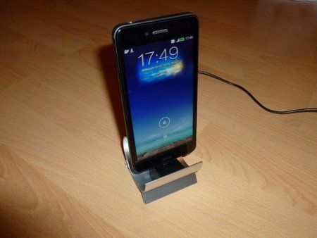 ASUS_E86_Ladestation4.jpg