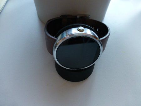372070d1424104002-motorola-moto-360-helles-gehaeuse-p1020752.jpg