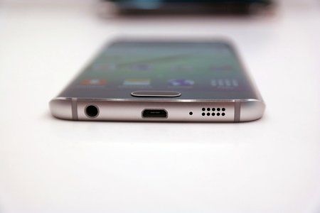 Samsung_Galaxy_S6-S6edge_Design_2_sw.jpg