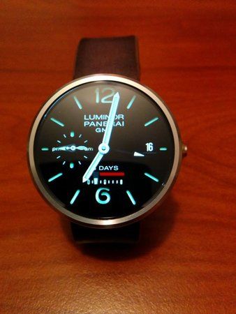 Panerai8Days.jpg