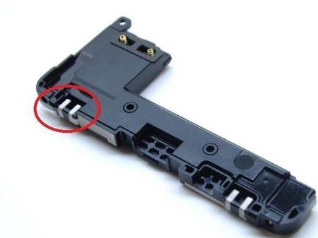 eab62656801-lg-e975-optimus-g-antenna-loudspeaker,5257dcd614ebd.JPG