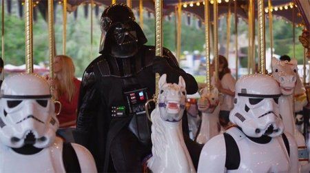 darth_Vader_besucht_disneyland.jpg