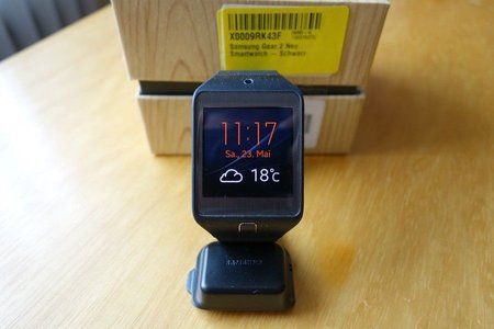 Gear 2 neo black - 3.jpg