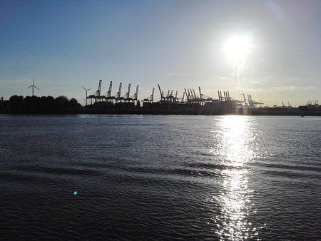 Lensflare 1.jpg