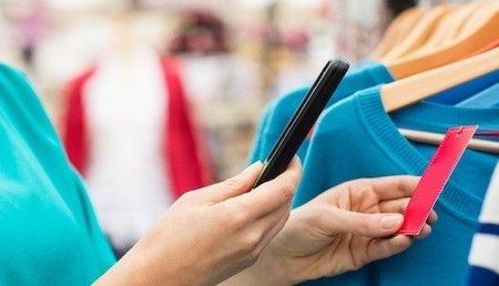 smartphone-shopping.jpg
