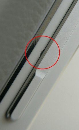Beschädigung Lautstärketaste.jpg Beschädigung Lautstärketaste.jpg