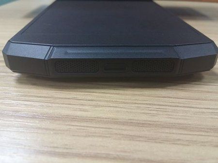 OUKITEL-10000mAh-Android-5.1.jpg