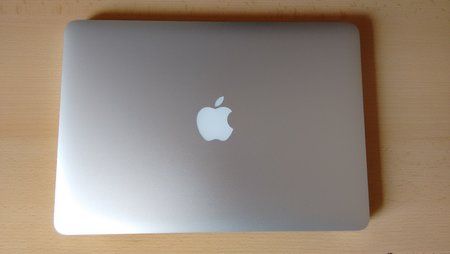 Macbook1.jpg