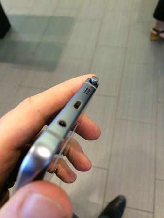 note-5-bottom-leak.jpg