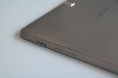 Tabs2golden_aas-5-716x477.jpg