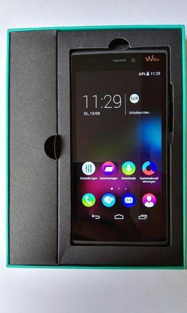 Wiko2.jpg Wiko2.jpg