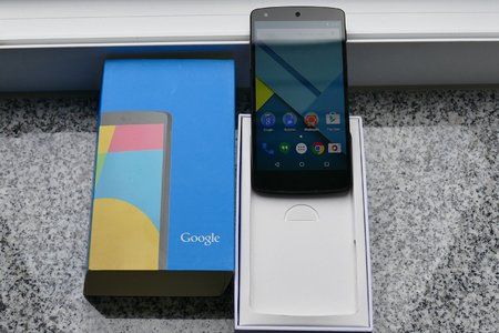 nexus5_1.jpg