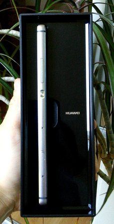 P8 unboxing 2.jpg