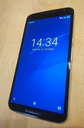 Nexus 6 Front1.jpg