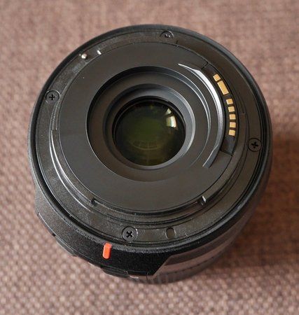 Tamron200_Unten.jpg