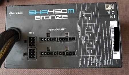 Sharkoon450W_Anschlüsse.jpg