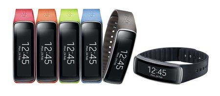 Samsung-Gear-Fit-Feature.jpg