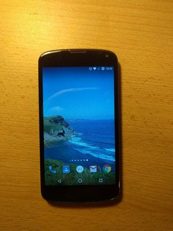 nexus 4 alleine.jpg